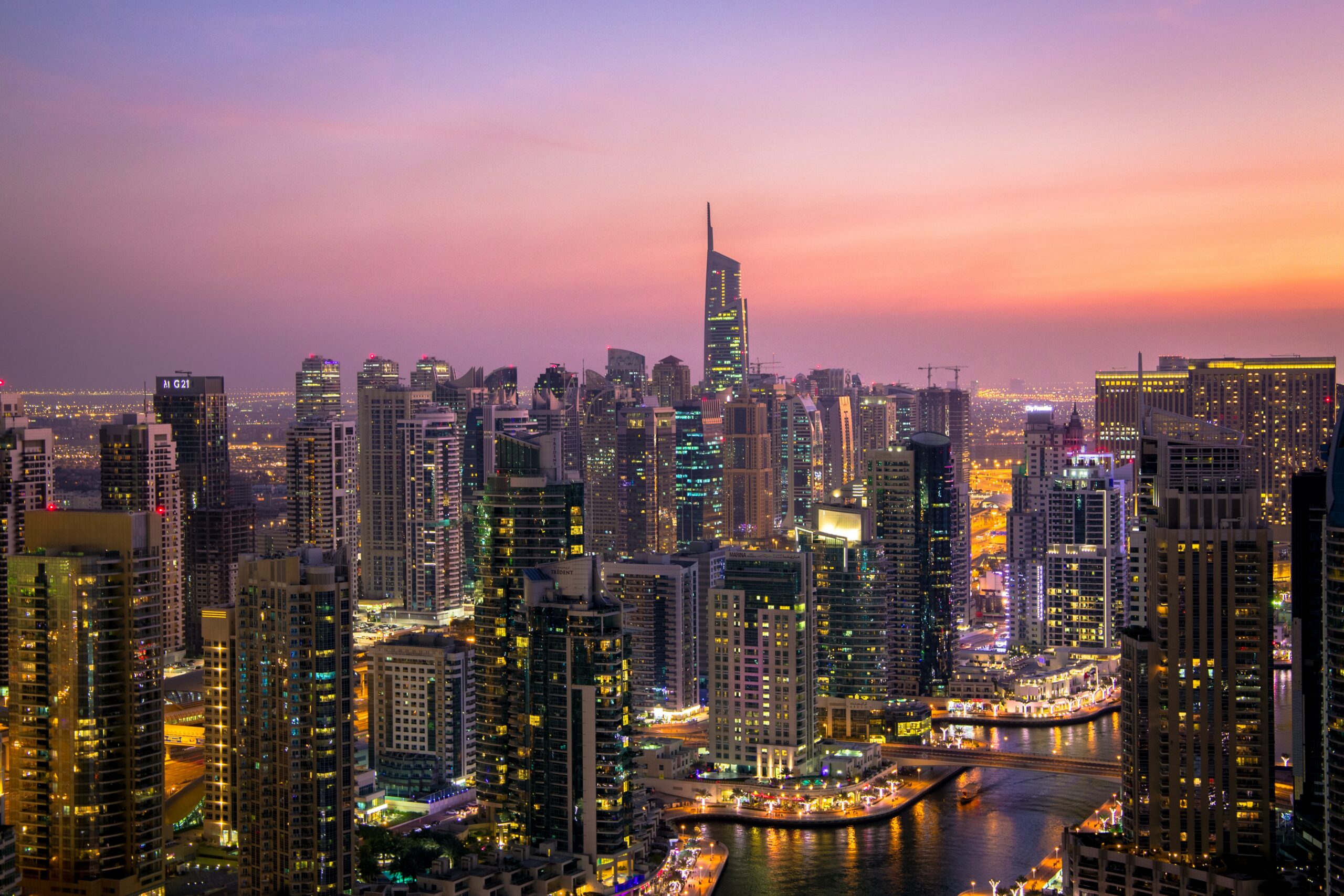 Read more about the article Jumeirah Lake Towers Free Zone Company Formation-JLT